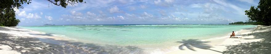 Seichelles_Silhouette_Pano5.jpg (247kb)